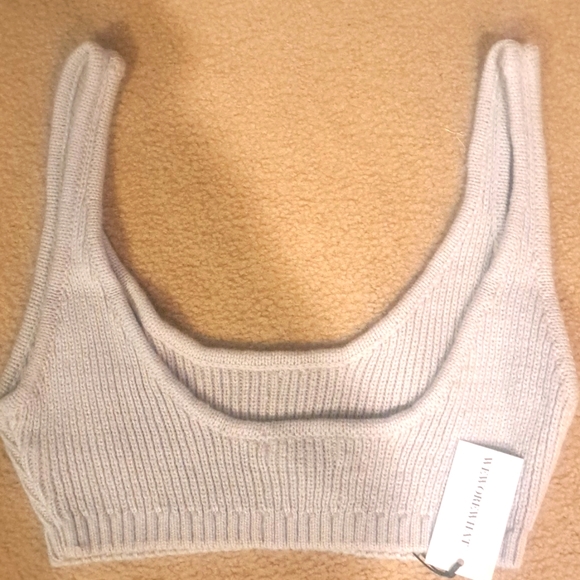 WEWOREWHAT SWEATER TANK TOP XL - Picture 4 of 10